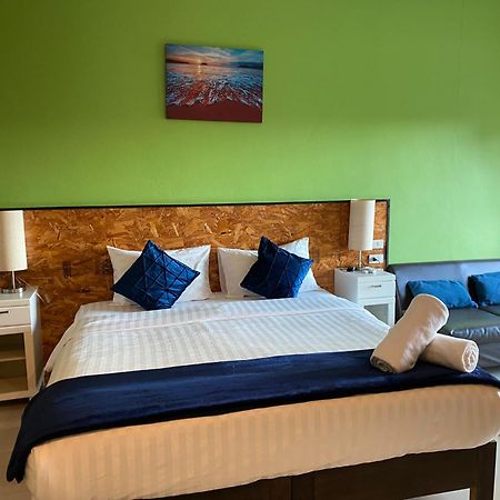 Maria'S Guest House, Restaurant & Bar Rawai Ngoại thất bức ảnh